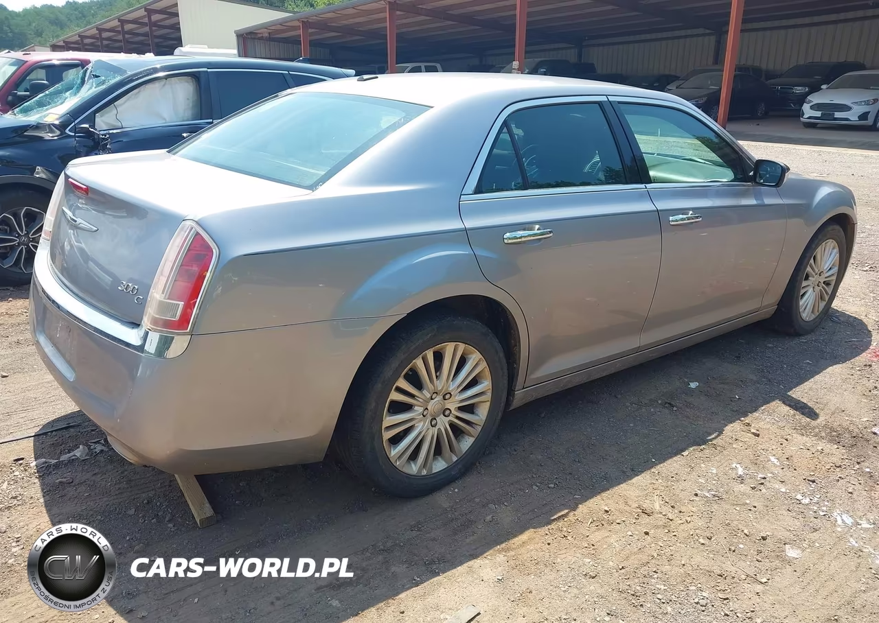 2014 Chrysler 300C Awd VIN:2C3CCAKG3EH253096 - 4