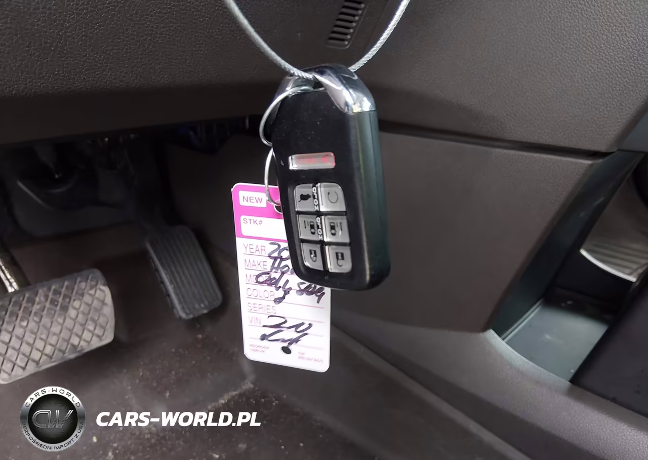 2023 Honda Odyssey Touring VIN:5FNRL6H82PB053130 - 11