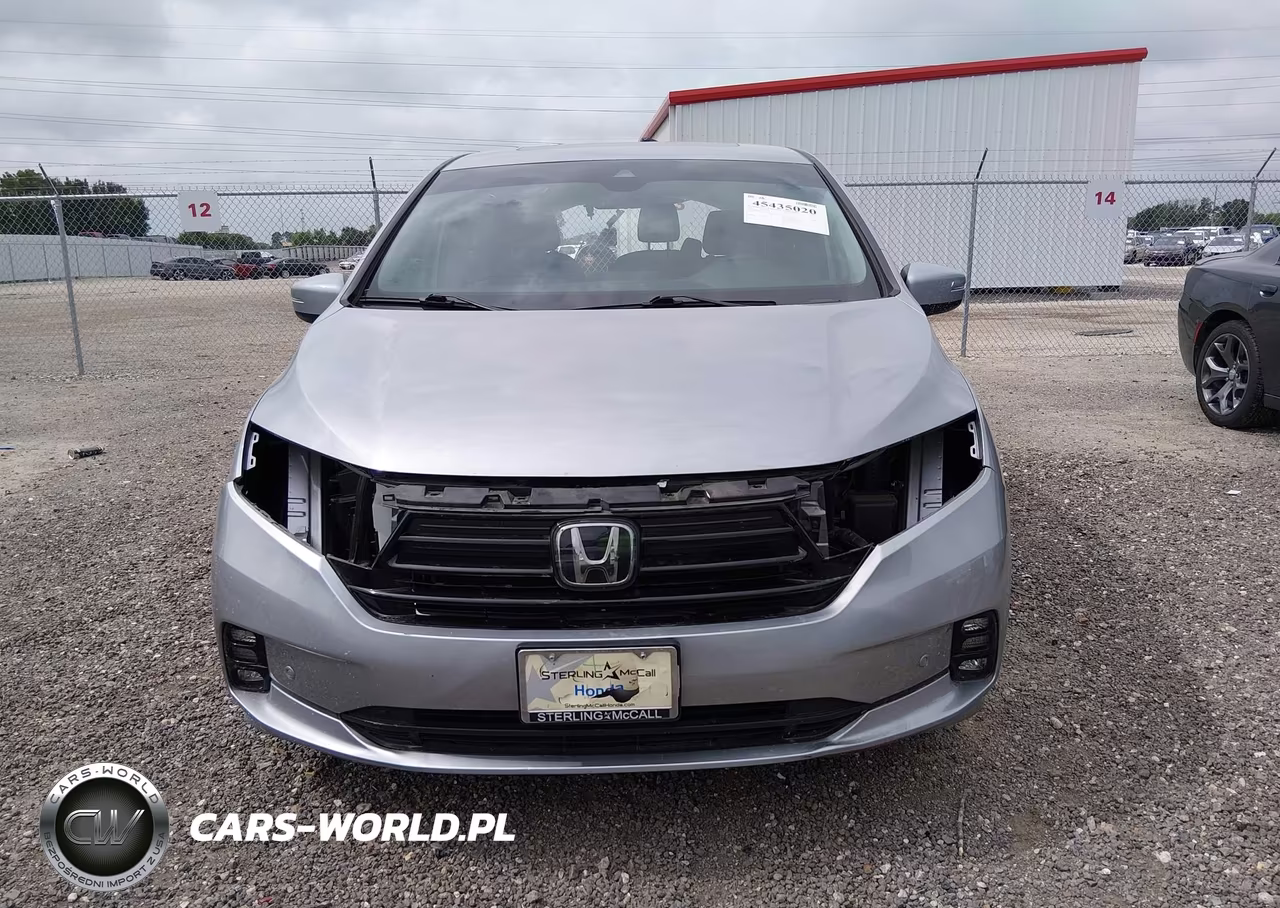 2023 Honda Odyssey Touring VIN:5FNRL6H82PB053130 - 13