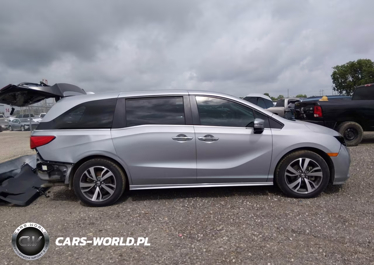 2023 Honda Odyssey Touring VIN:5FNRL6H82PB053130 - 14