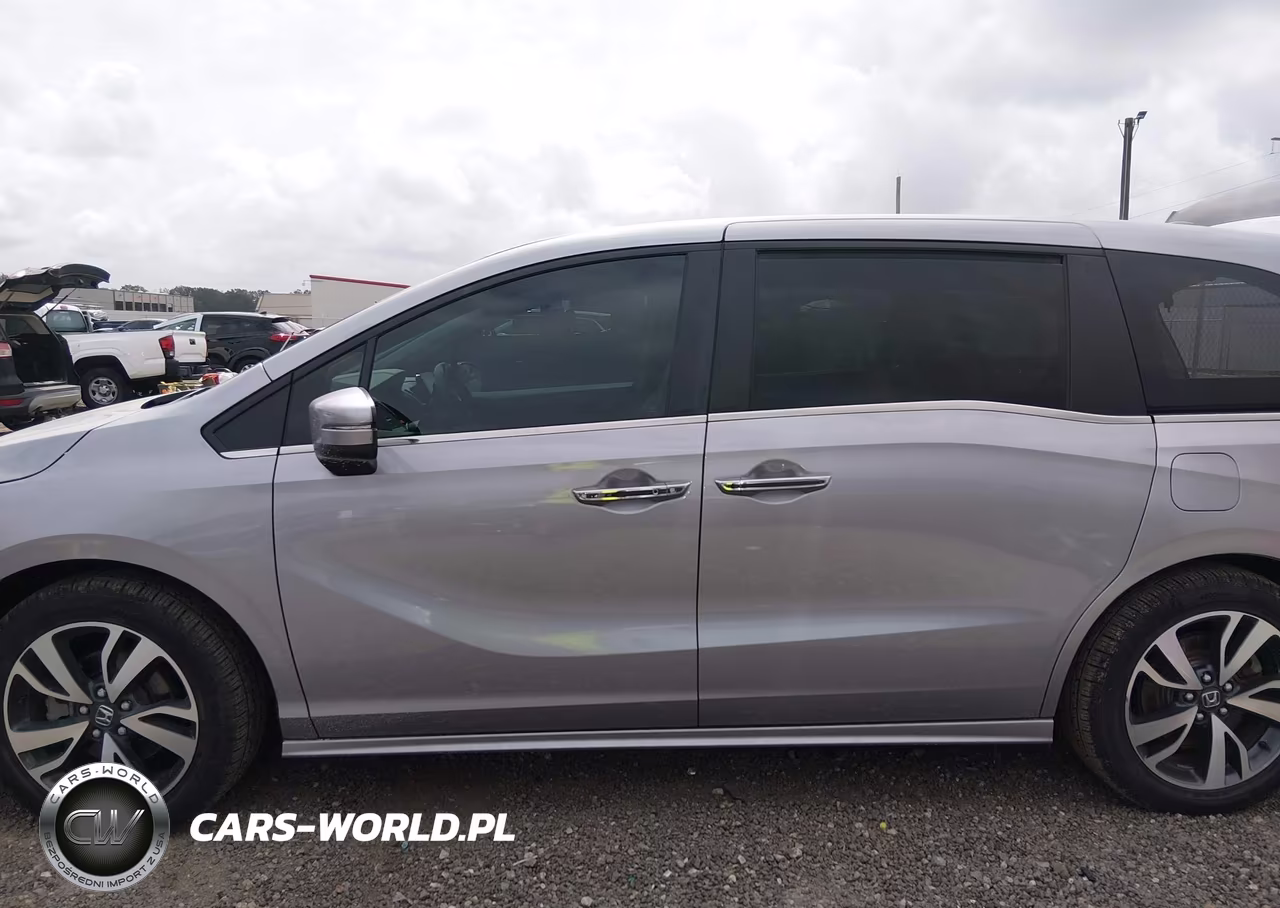 2023 Honda Odyssey Touring VIN:5FNRL6H82PB053130 - 15