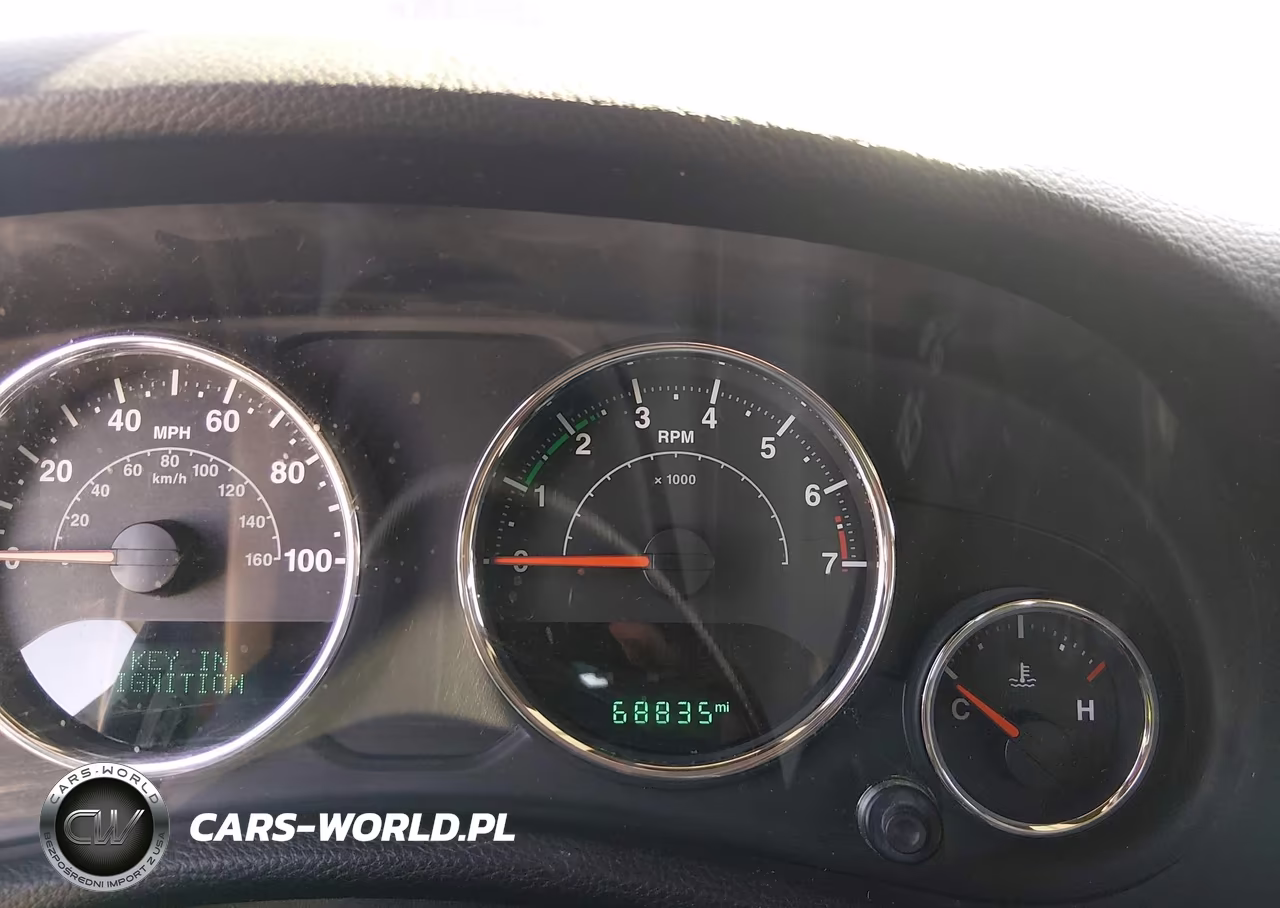 2017 Jeep Wrangler Sport 4X4 VIN:1C4AJWAG9HL644381 - 7