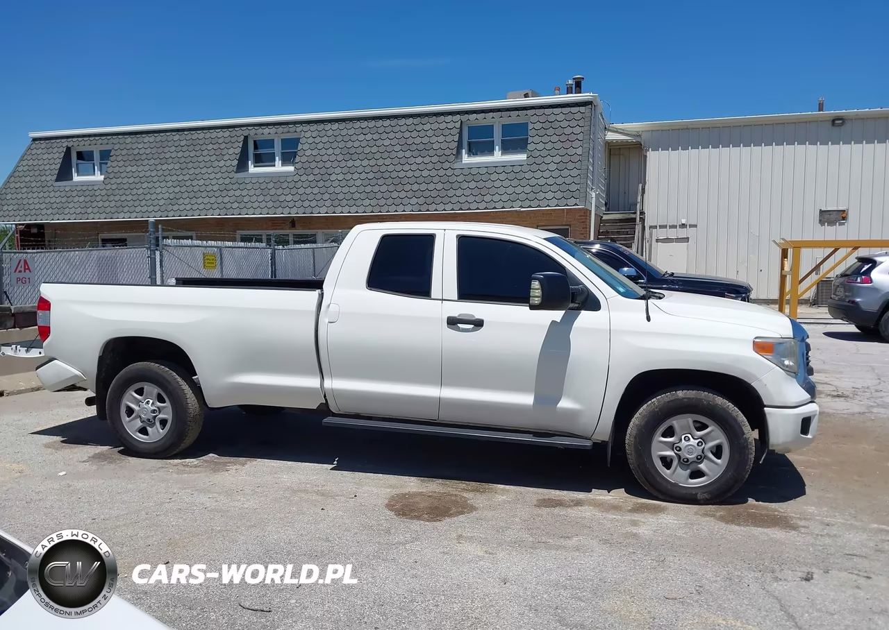 2017 Toyota Tundra Sr 5.7L V8 VIN:5TFCY5F12HX021910 - 14
