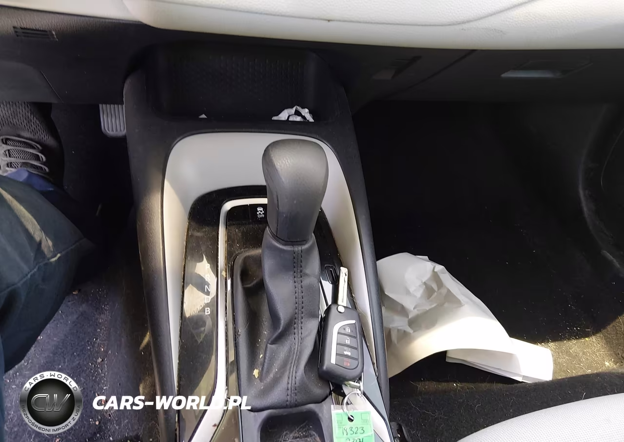 2021 Toyota Corolla Le VIN:5YFEPMAEXMP209342 - 11