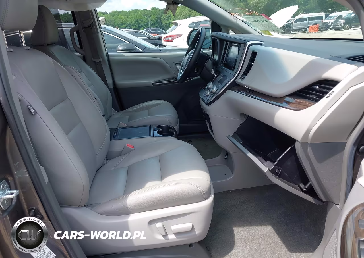 2017 Toyota Sienna Xle 8 Passenger VIN:5TDYZ3DC8HS815182 - 5