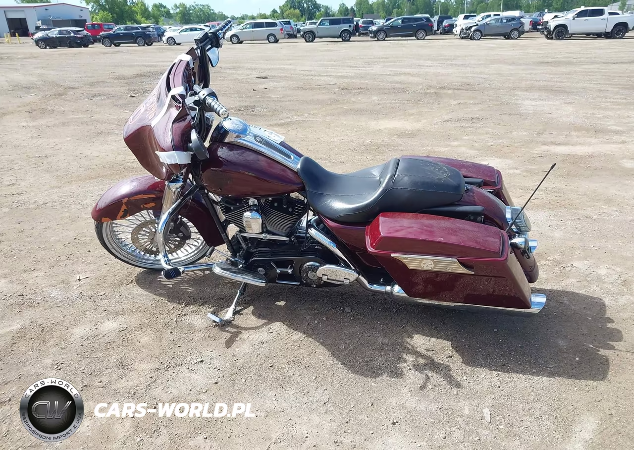 2008 Harley-Davidson Flhx 105Th Anniversary Edition VIN:1HD1KB4448Y610356 - 13