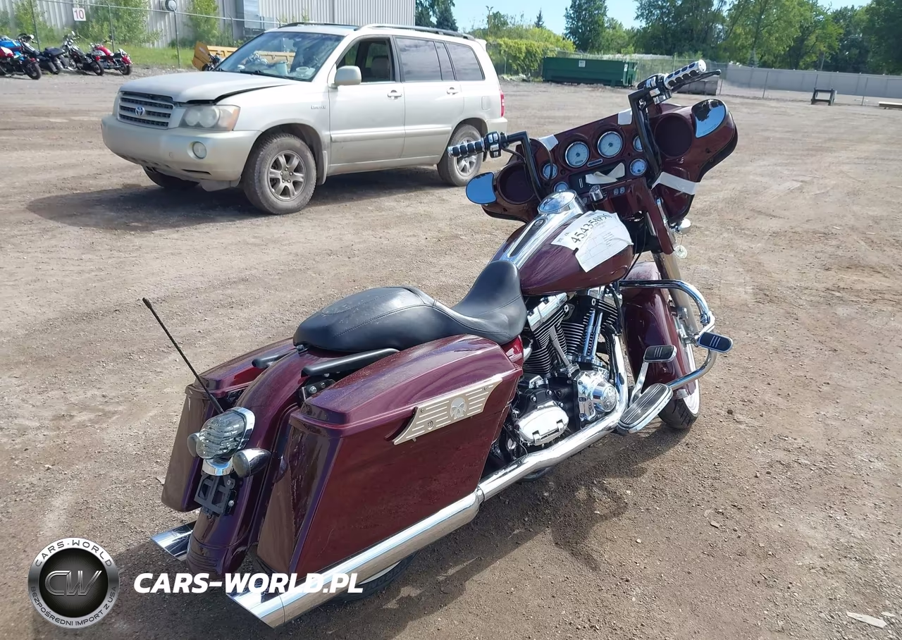 2008 Harley-Davidson Flhx 105Th Anniversary Edition VIN:1HD1KB4448Y610356 - 4