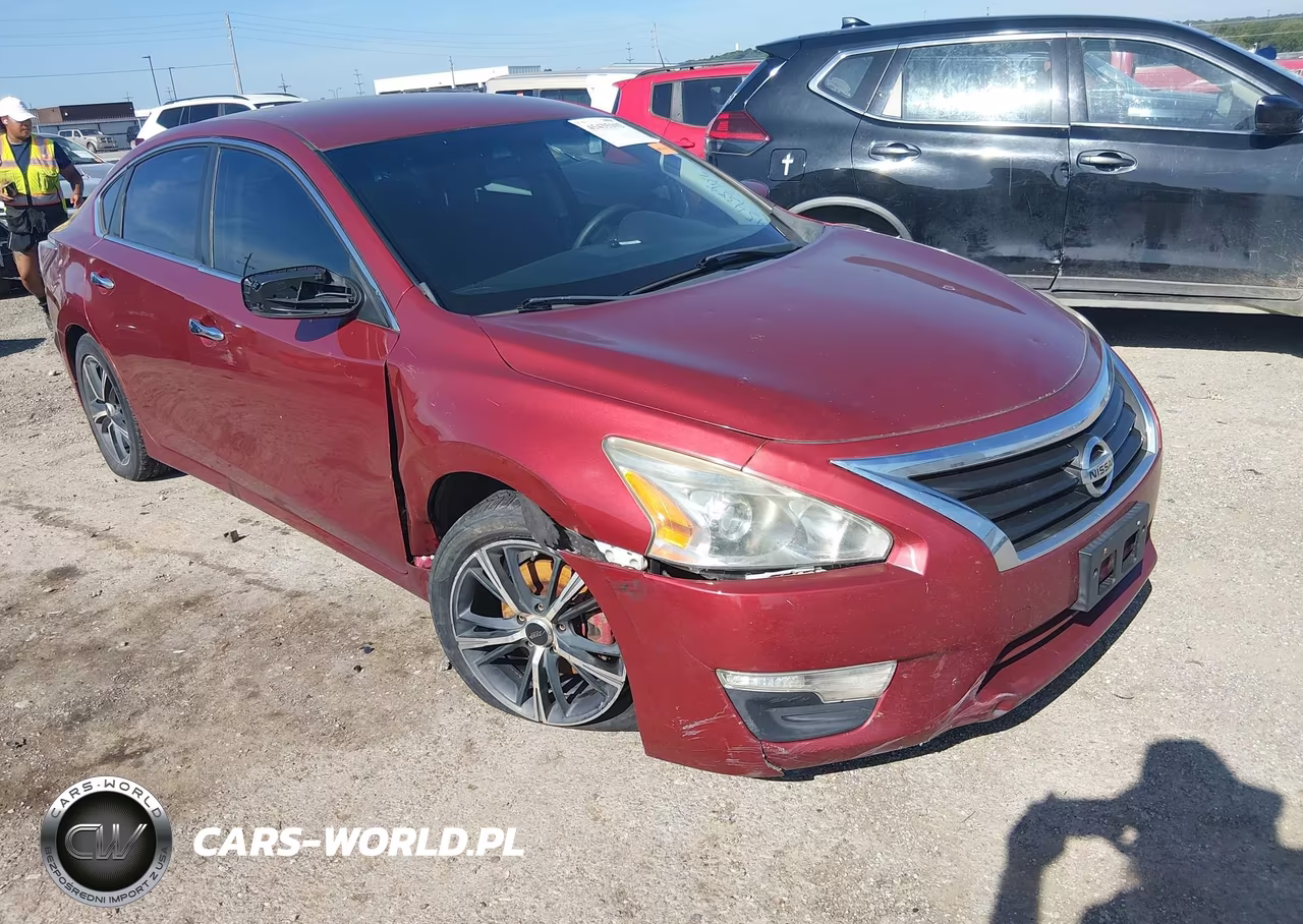 2014 Nissan Altima 2.5 S – zdjęcie 1 z 11