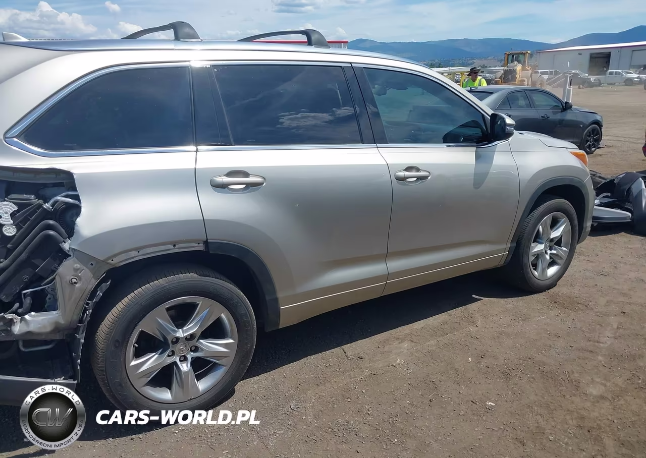 2015 Toyota Highlander Limited V6 VIN:5TDYKRFH6FS116100 - 14