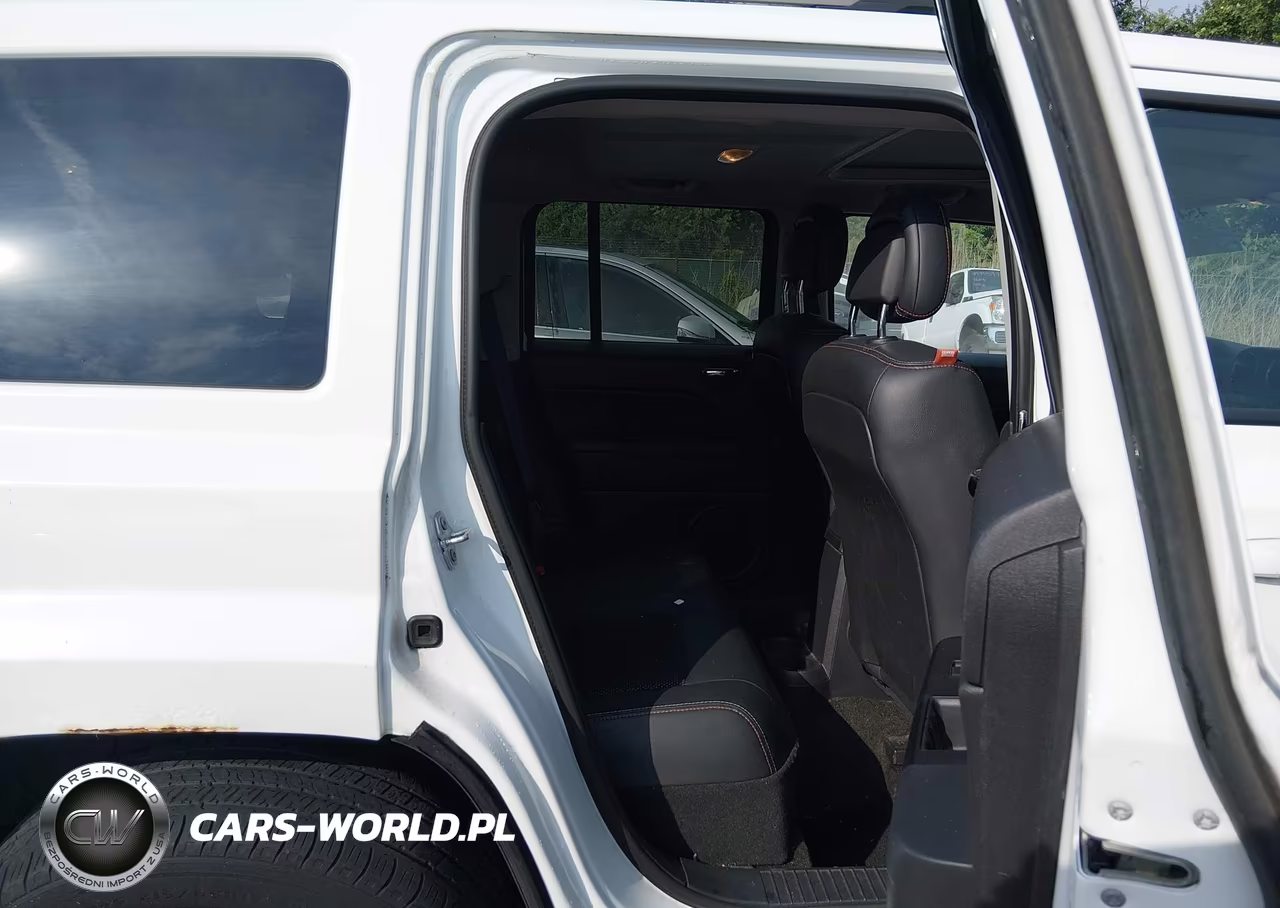 2017 Jeep Patriot 75Th Anniversary Edition 4X4 VIN:1C4NJRBBXHD208249 - 8