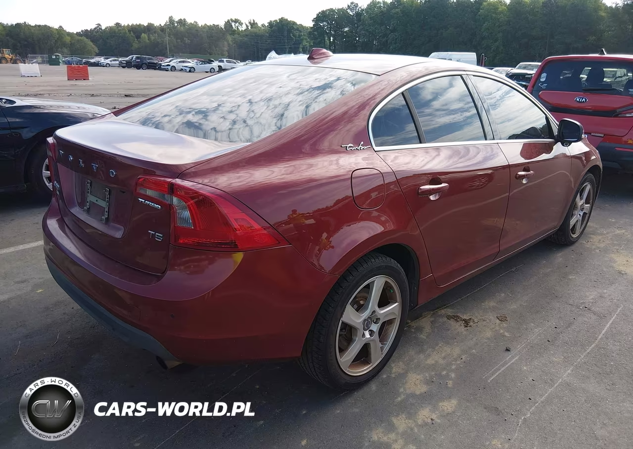 2012 Volvo S60 T5 VIN:YV1622FSXC2090933 - 4