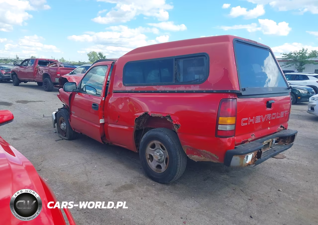 1999 Chevrolet Silverado 1500 VIN:1GCEC14W6XZ207919 - 3