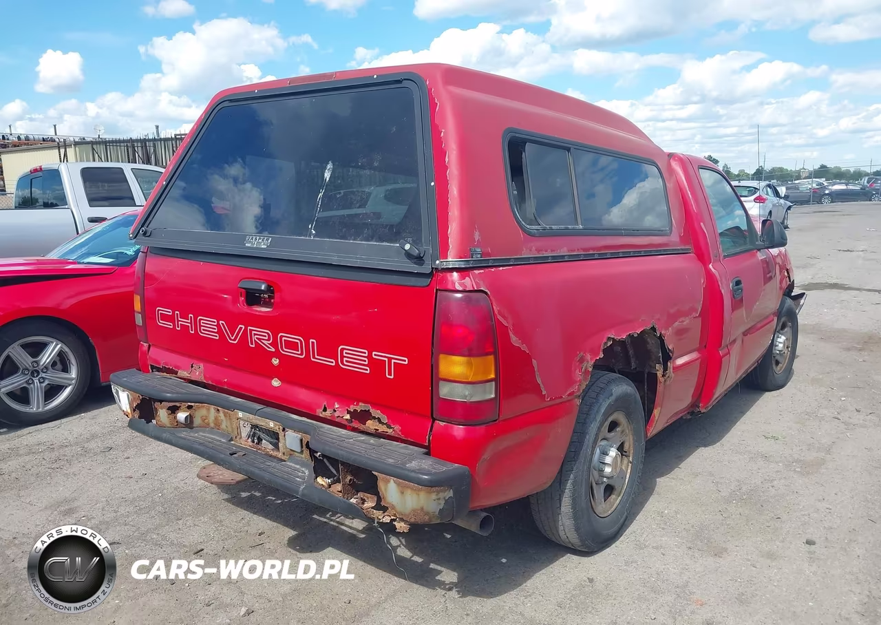 1999 Chevrolet Silverado 1500 VIN:1GCEC14W6XZ207919 - 4
