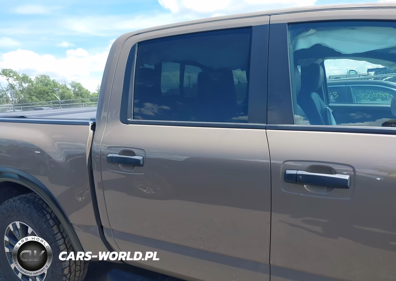 2021 Nissan Titan Pro-4X 4X4 VIN:1N6AA1ED3MN517544 - 12