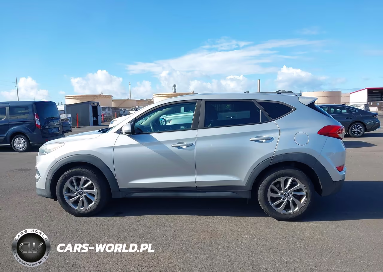 2018 Hyundai Tucson Se VIN:KM8J23A41JU700570 - 15