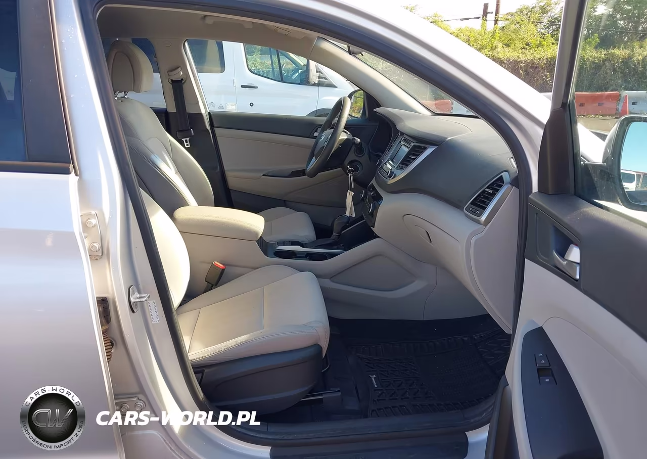 2018 Hyundai Tucson Se VIN:KM8J23A41JU700570 - 5