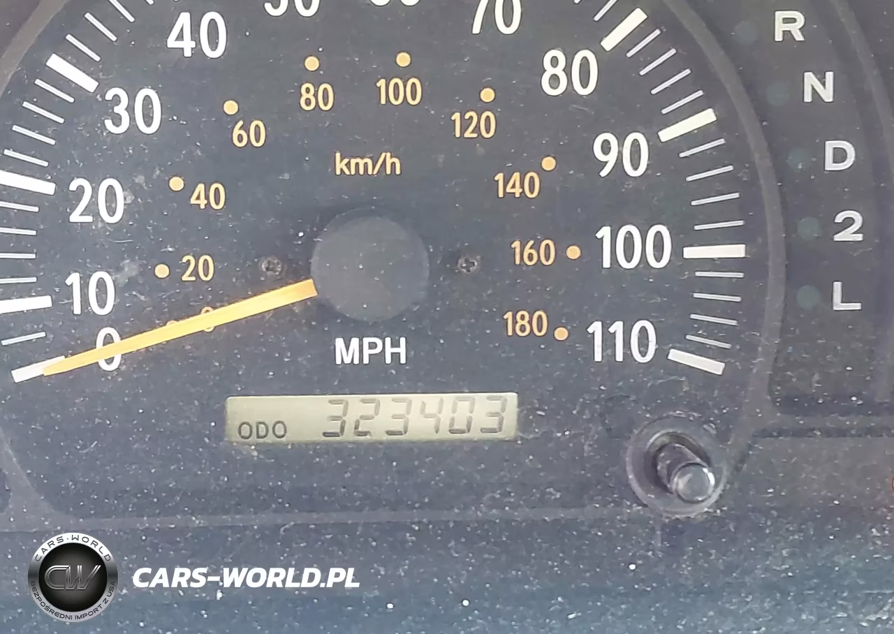 2002 Toyota Tundra Ltd V8 VIN:5TBBT481X2S240623 - 7