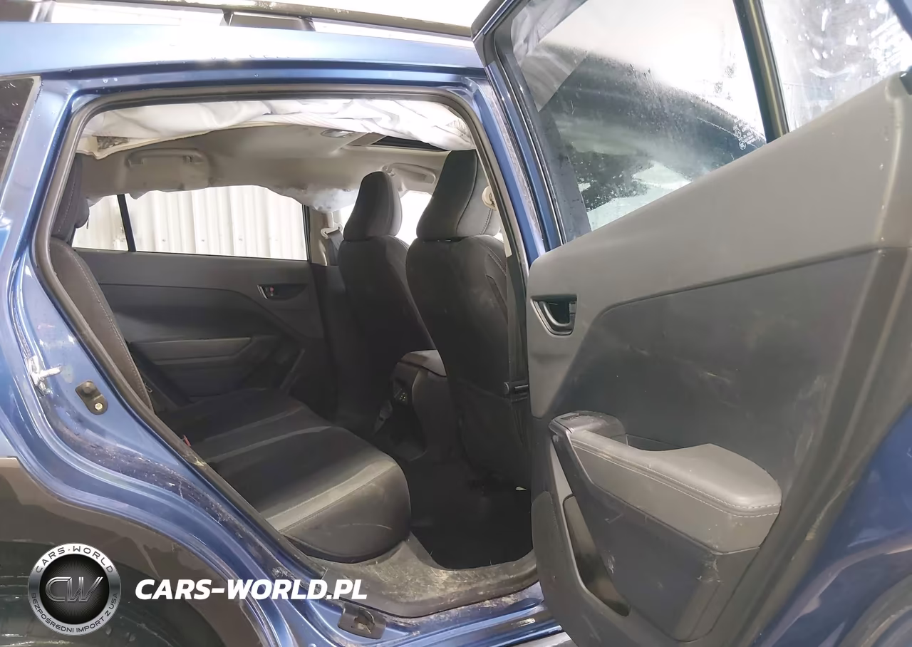 2025 Subaru Crosstrek Premium VIN:JF2GUHDC1SH236331 - 8