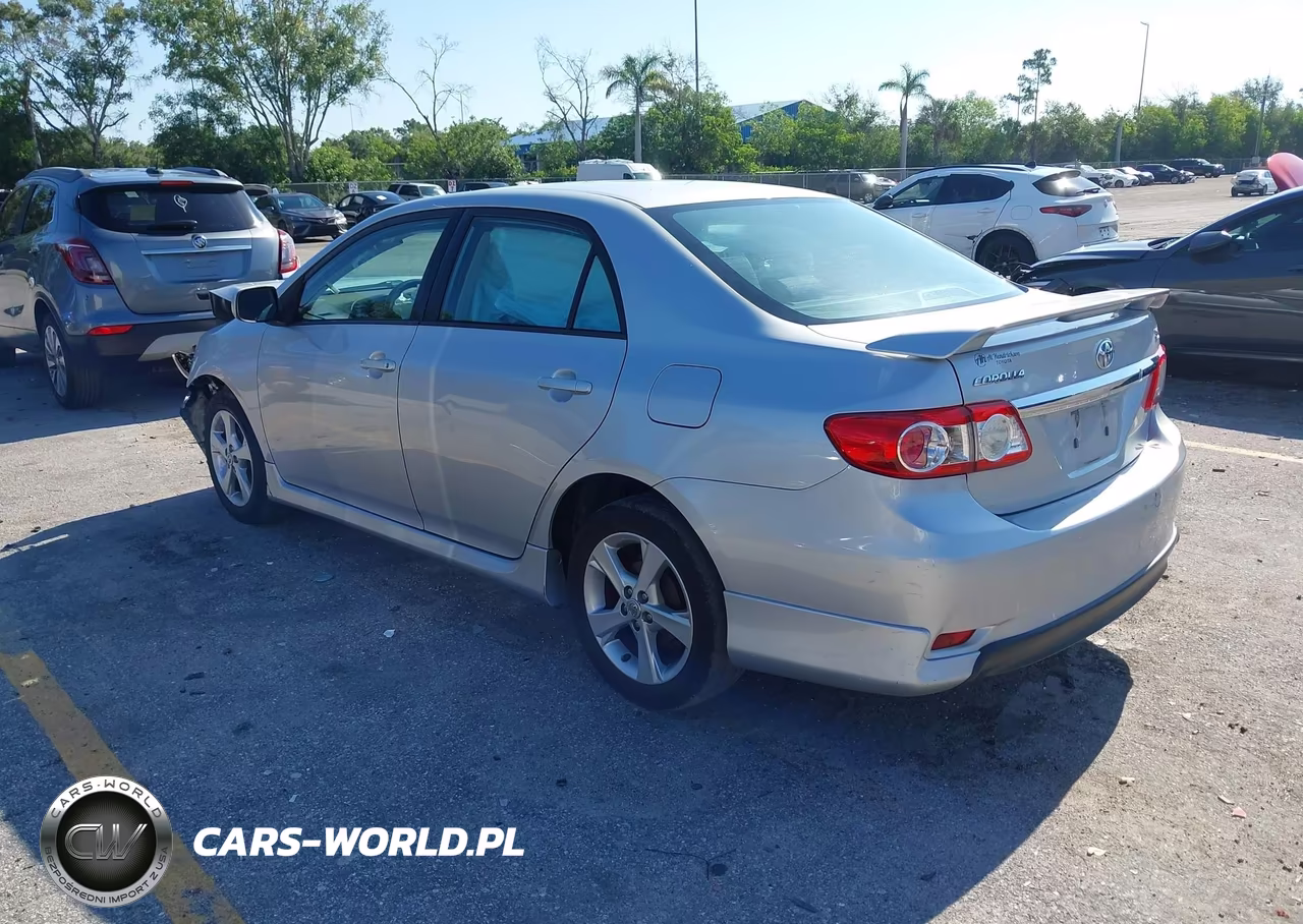 2013 Toyota Corolla S VIN:5YFBU4EE1DP173871 - 3