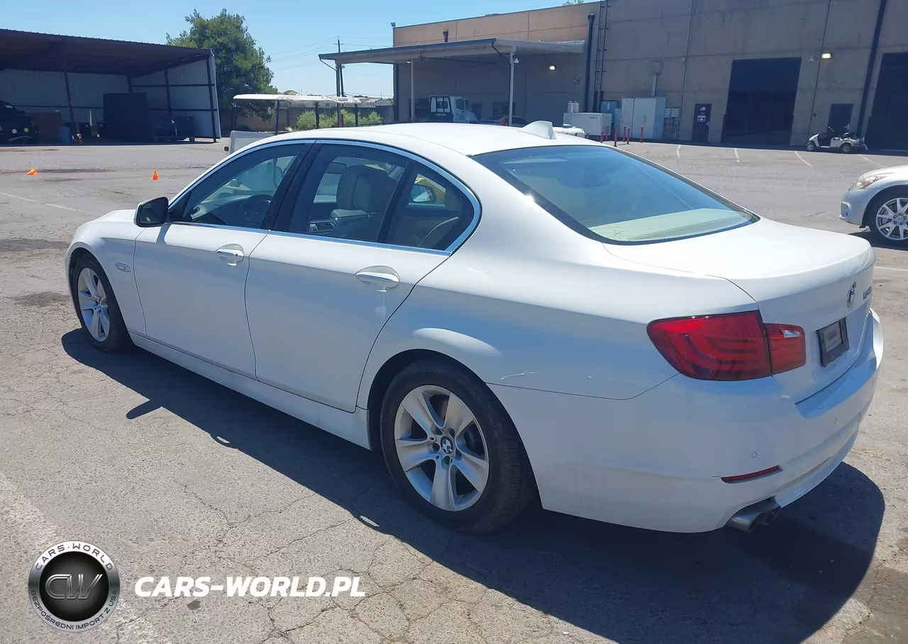 2011 BMW 528I VIN:WBAFR1C53BC672789 - 3