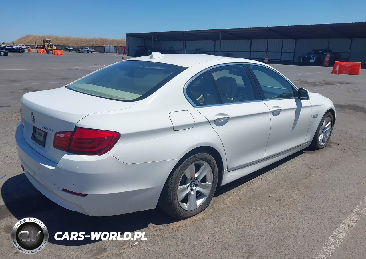 2011 BMW 528I VIN:WBAFR1C53BC672789 - 4