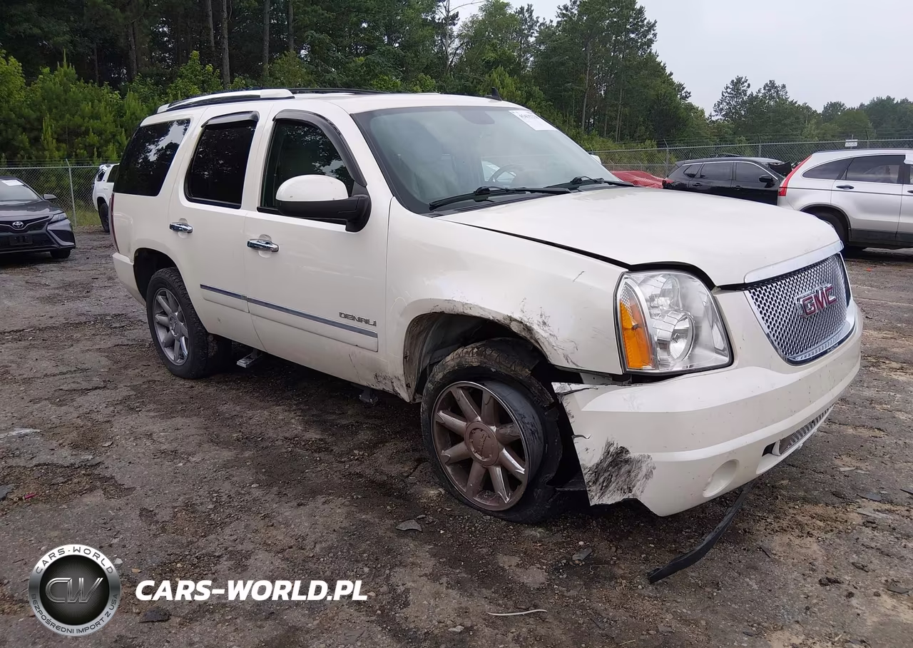 2013 GMC Yukon Denali – zdjęcie 1 z 17
