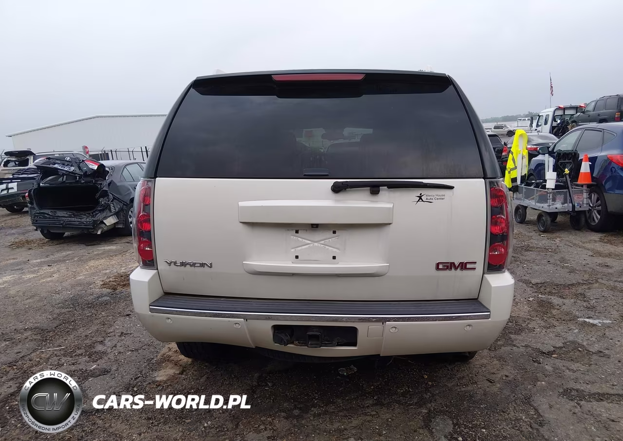 2013 GMC Yukon Denali VIN:1GKS2EEF0DR329705 - 16