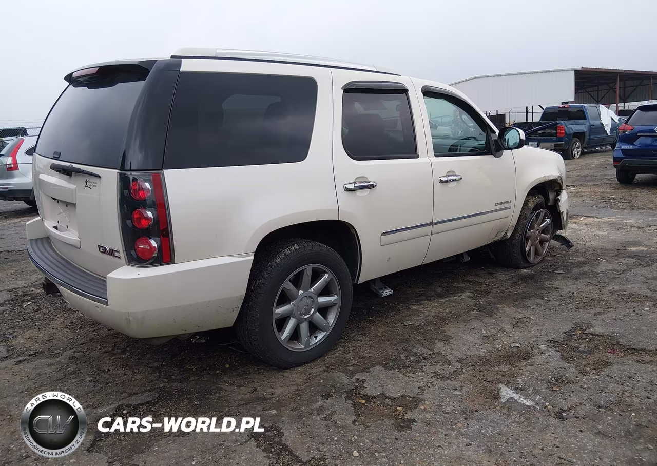 2013 GMC Yukon Denali VIN:1GKS2EEF0DR329705 - 4