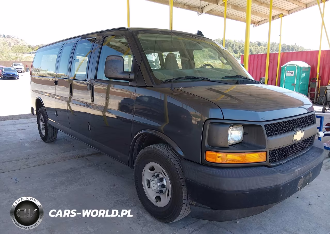 2017 Chevrolet Express 3500 Work Van