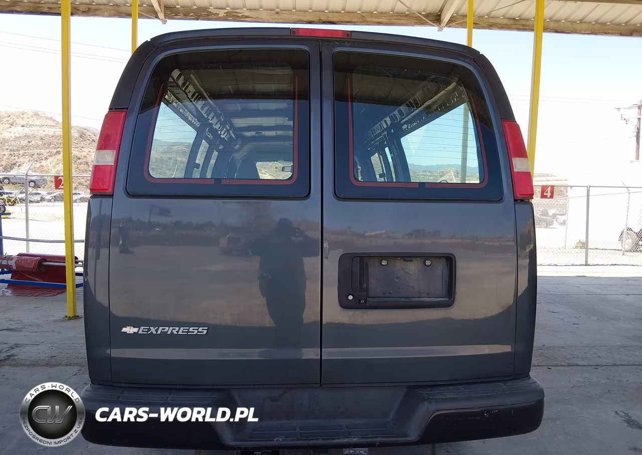 2017 Chevrolet Express 3500 Work Van VIN:1GCZGHFF7H1246448 - 20