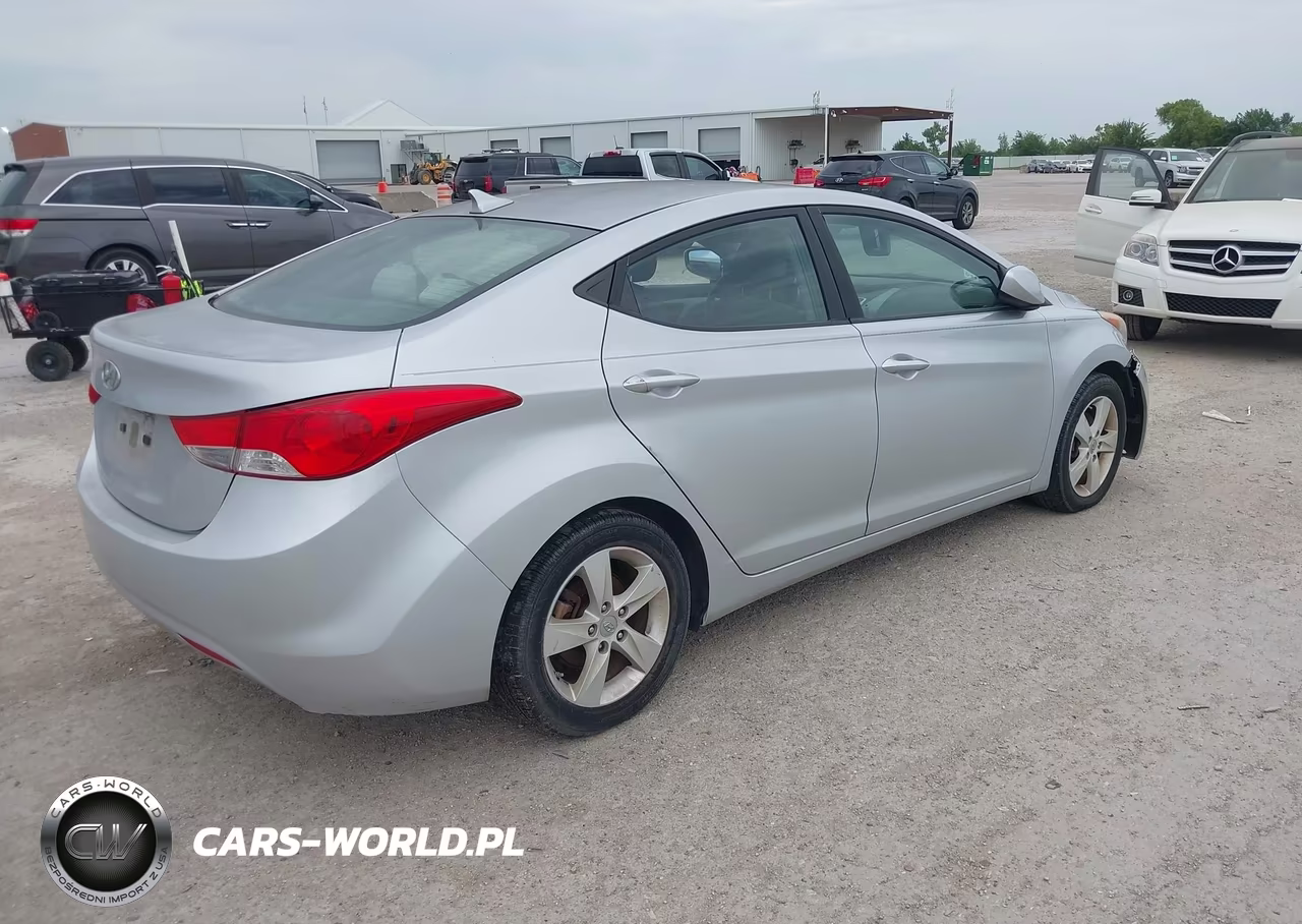 2012 Hyundai Elantra Gls-Limited VIN:KMHDH4AE6CU469131 - 4