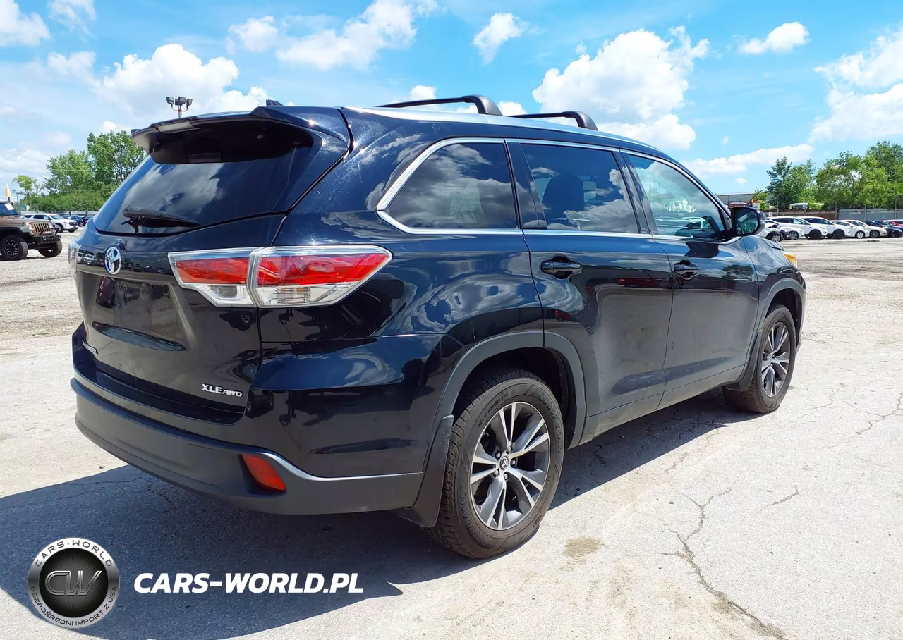 2016 Toyota Highlander Xle V6 VIN:5TDJKRFH3GS346132 - 4