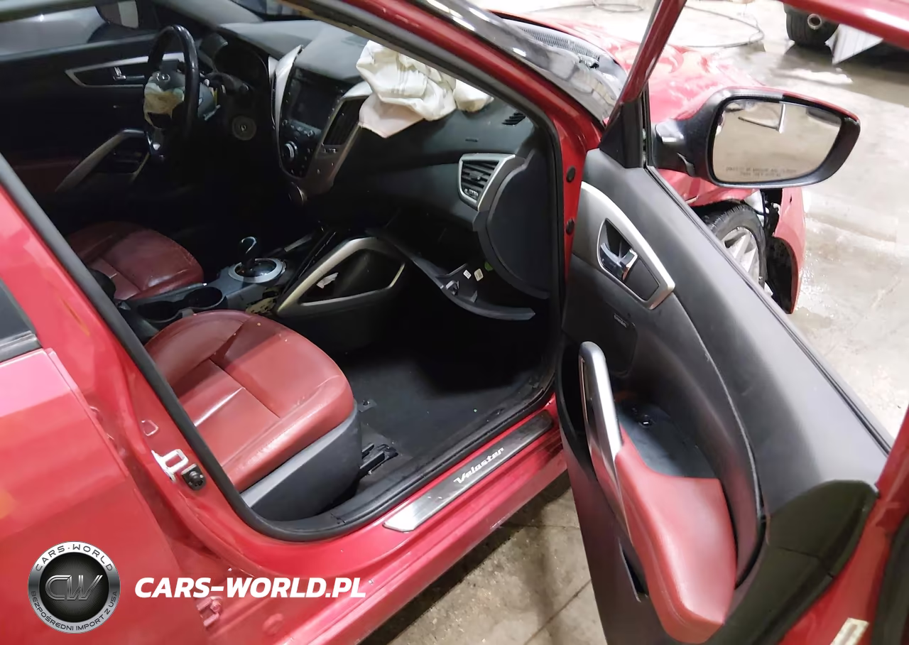 2015 Hyundai Veloster Flex VIN:KMHTC6AD1FU220432 - 5