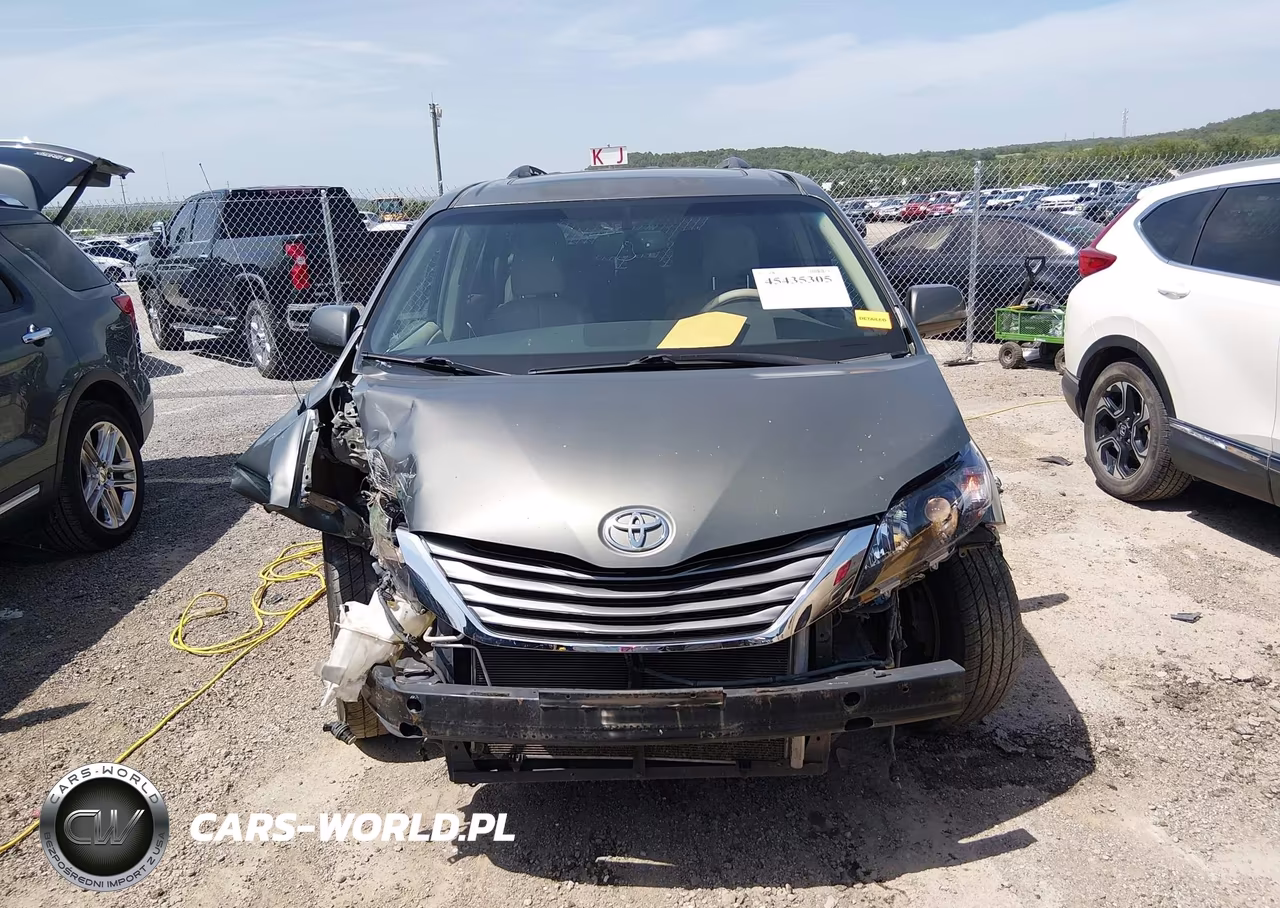 2011 Toyota Sienna Xle V6 VIN:5TDYK3DC4BS106177 - 13
