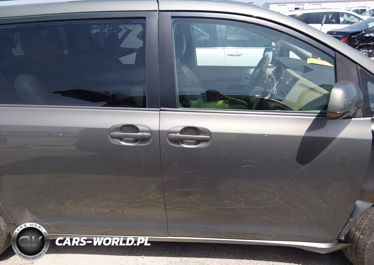 2011 Toyota Sienna Xle V6 VIN:5TDYK3DC4BS106177 - 14