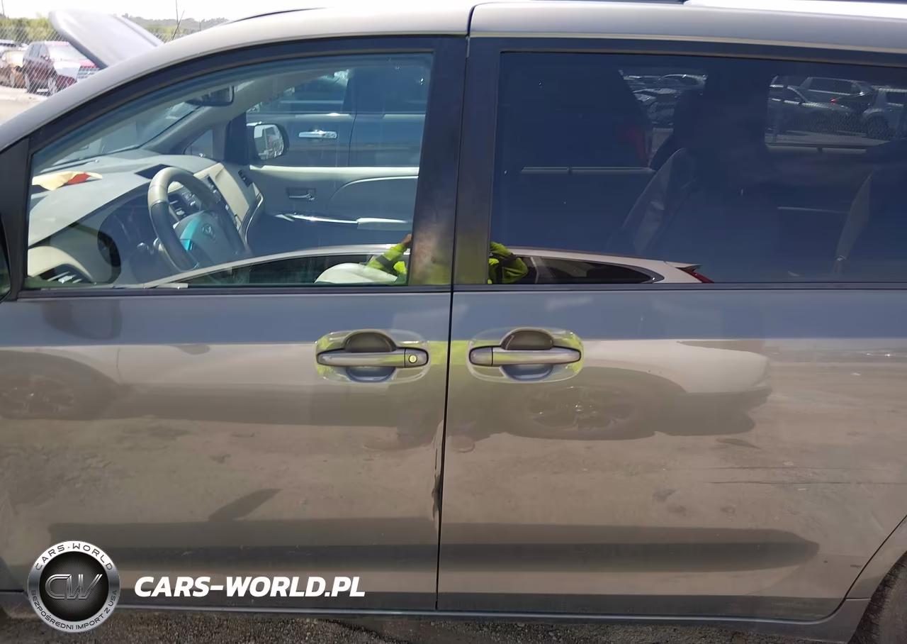 2011 Toyota Sienna Xle V6 VIN:5TDYK3DC4BS106177 - 15