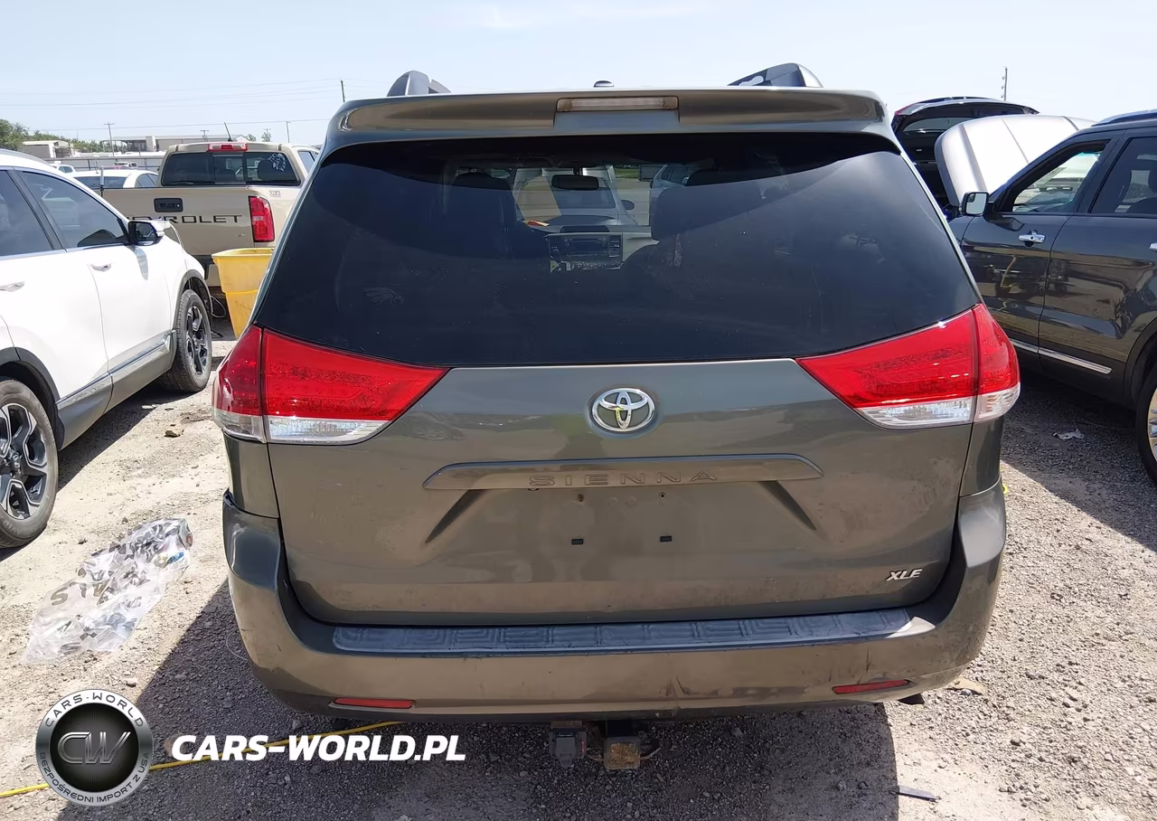 2011 Toyota Sienna Xle V6 VIN:5TDYK3DC4BS106177 - 17