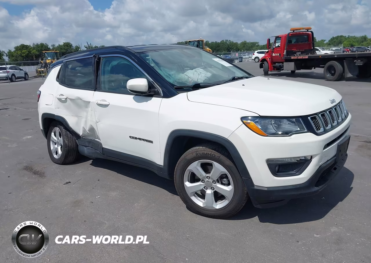 2019 Jeep Compass Latitude 4X4 – zdjęcie 1 z 16