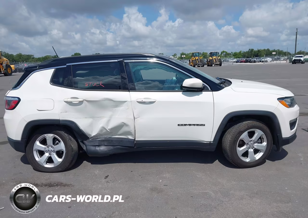2019 Jeep Compass Latitude 4X4 VIN:3C4NJDBB3KT662220 - 13