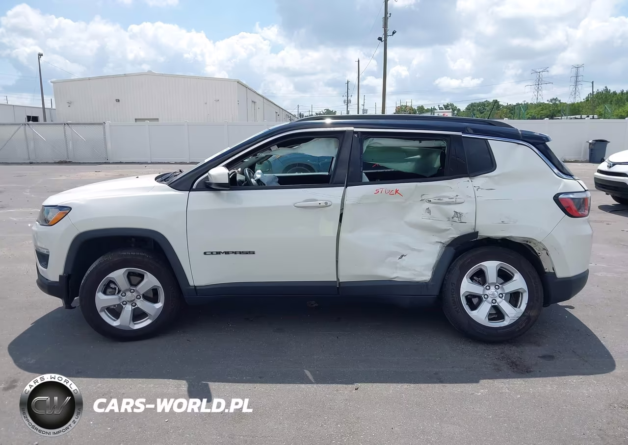 2019 Jeep Compass Latitude 4X4 VIN:3C4NJDBB3KT662220 - 14