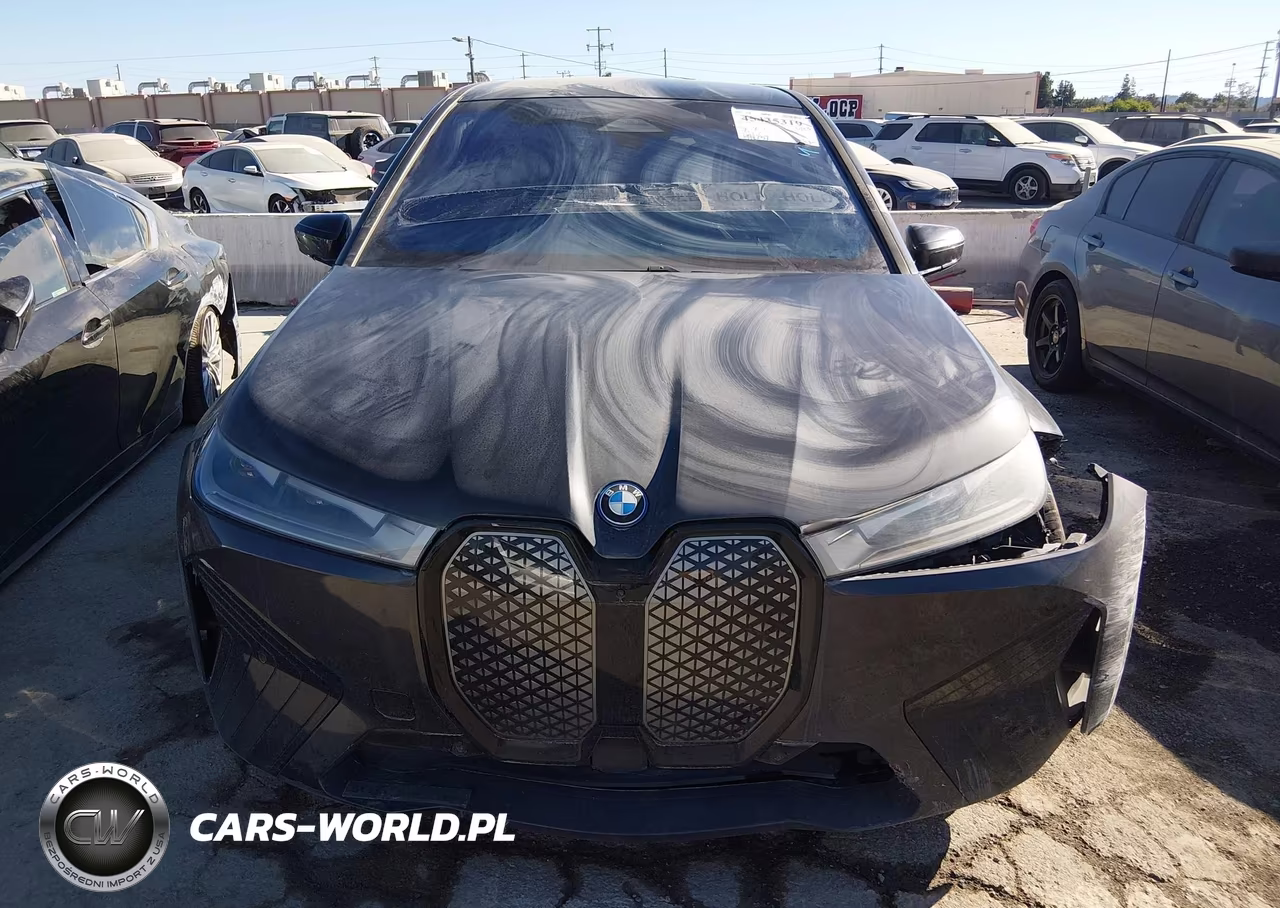 2024 BMW Ix xDrive50 VIN:WB523CF00RCR56045 - 12