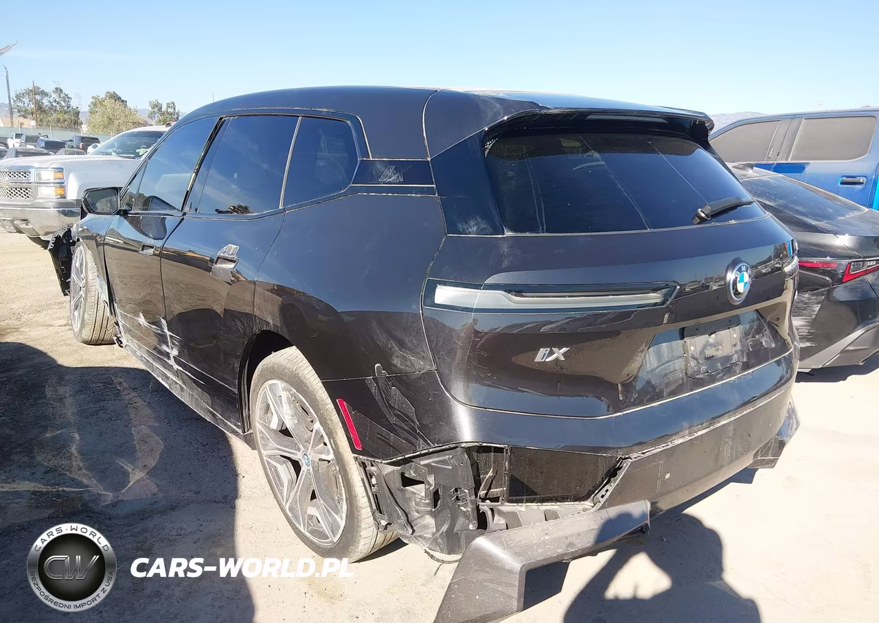 2024 BMW Ix xDrive50 VIN:WB523CF00RCR56045 - 3
