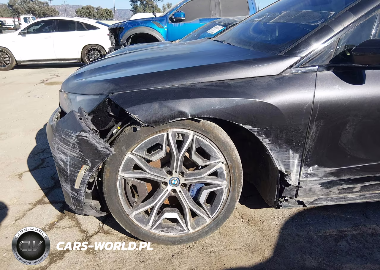 2024 BMW Ix xDrive50 VIN:WB523CF00RCR56045 - 6