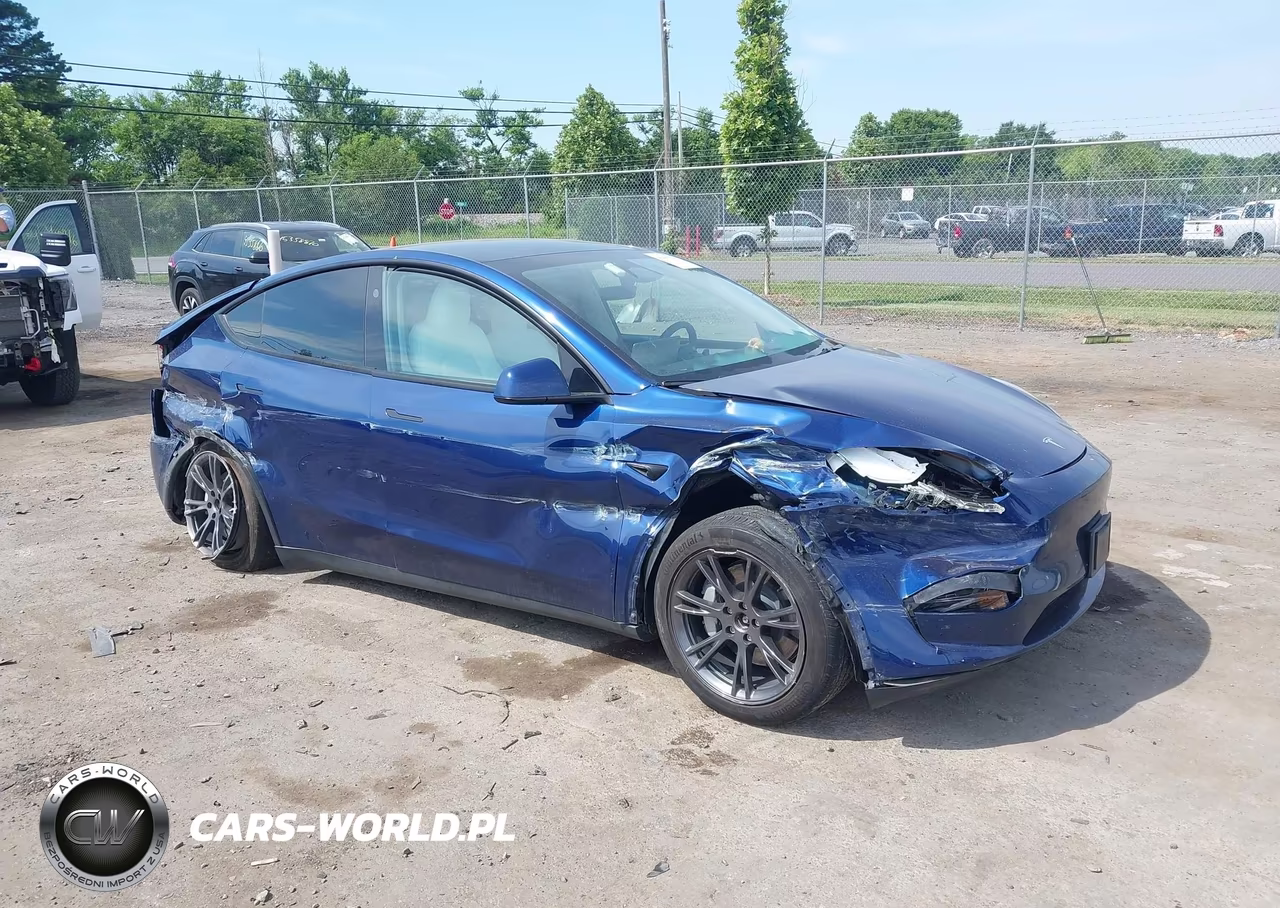 2024 Tesla Model Y Long Range Dual Motor All-Wheel Drive – zdjęcie 1 z 15
