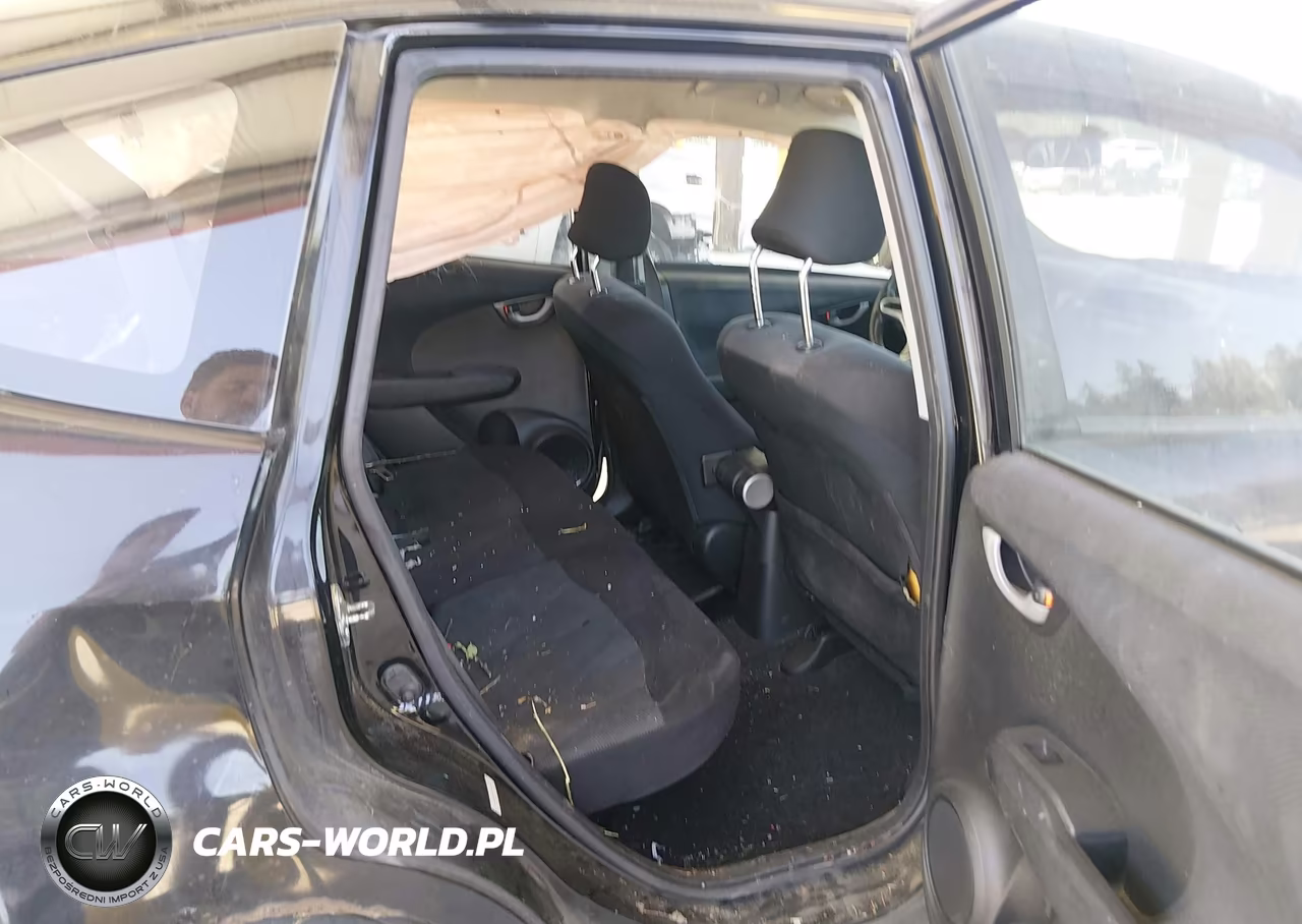 2010 Honda Fit Sport VIN:JHMGE8H40AS002213 - 8