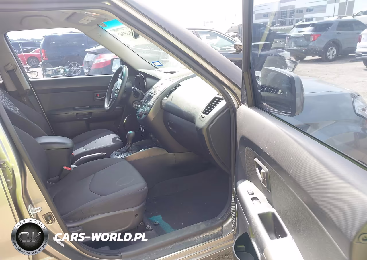 2011 Kia Soul + VIN:KNDJT2A27B7297477 - 5