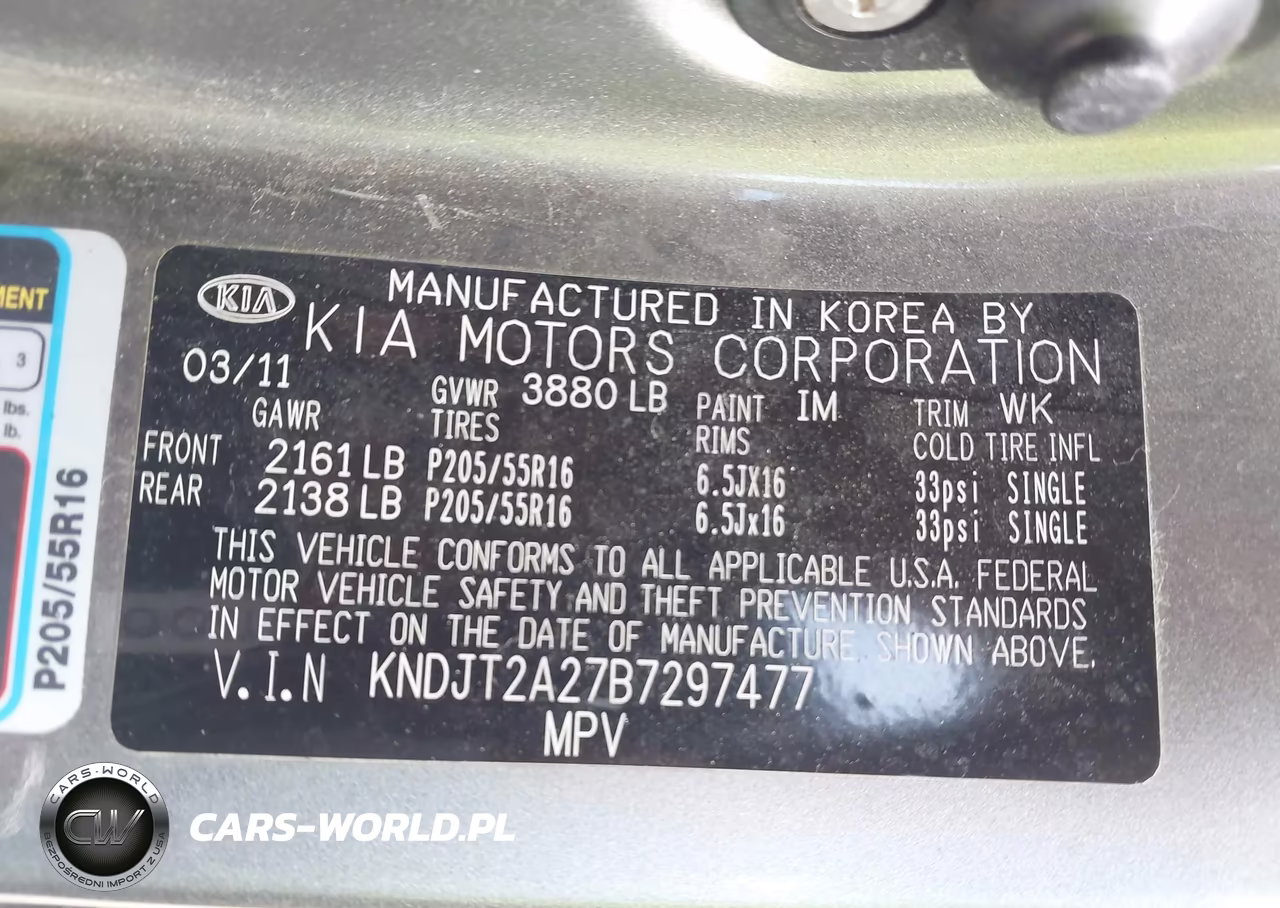 2011 Kia Soul + VIN:KNDJT2A27B7297477 - 9