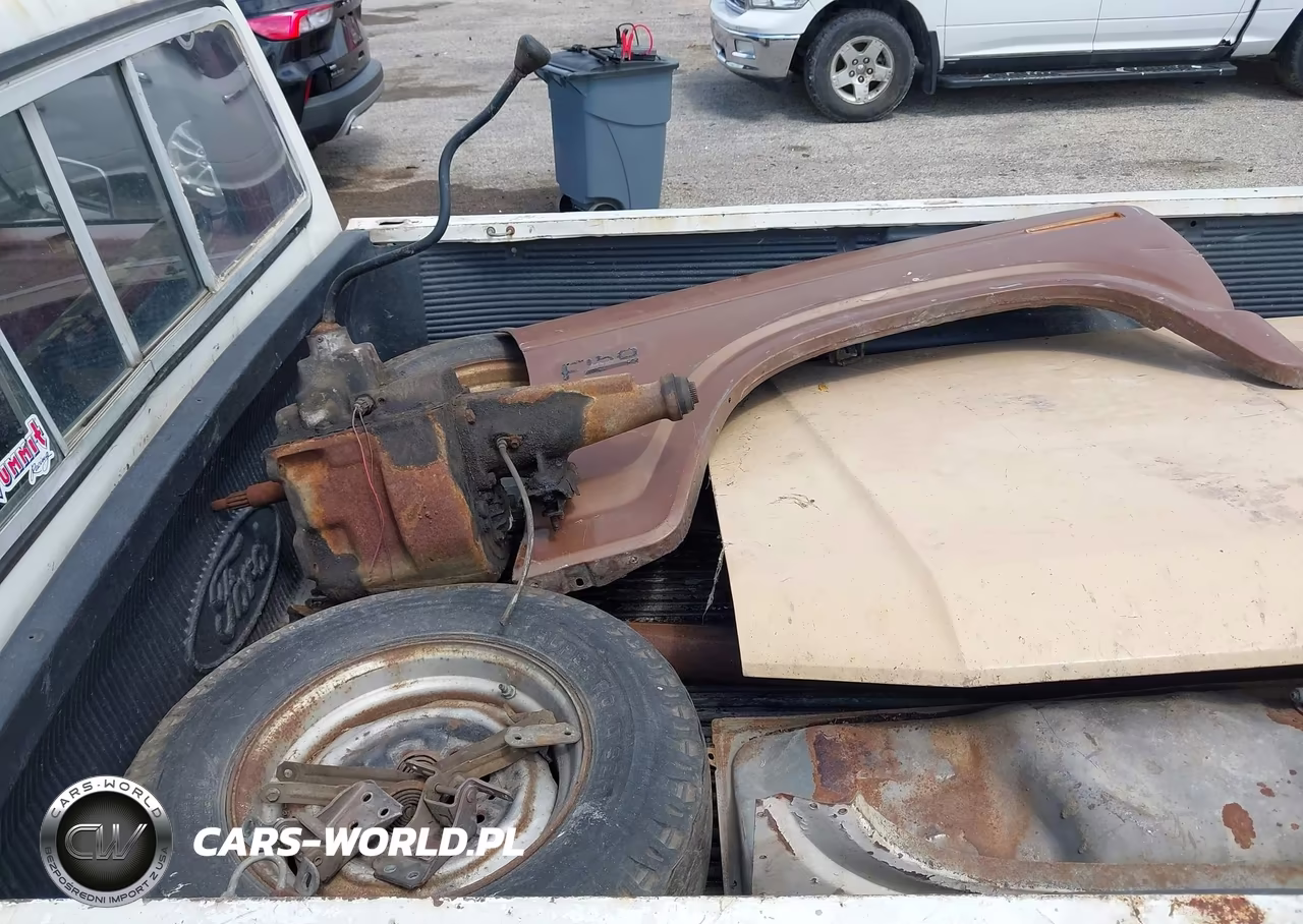 1983 Ford F250 VIN:1FTFF25Y5DPA98586 - 12