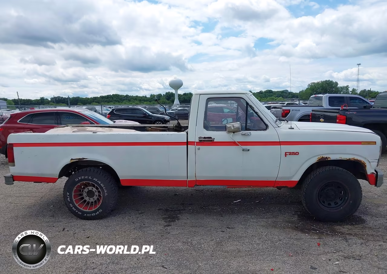 1983 Ford F250 VIN:1FTFF25Y5DPA98586 - 14