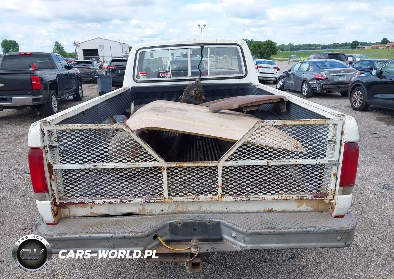 1983 Ford F250 VIN:1FTFF25Y5DPA98586 - 17